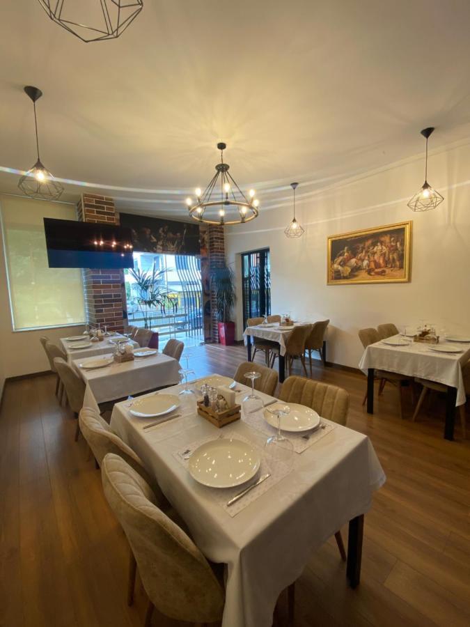 Peaky Hotel ดูร์เรส ภายนอก รูปภาพ